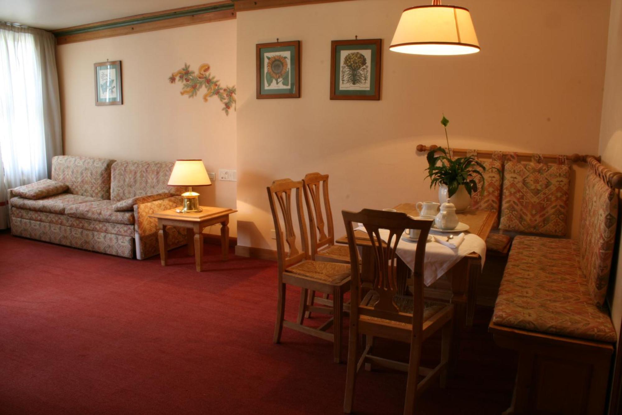 Rta Hotel Catturani Madonna di Campiglio Luaran gambar
