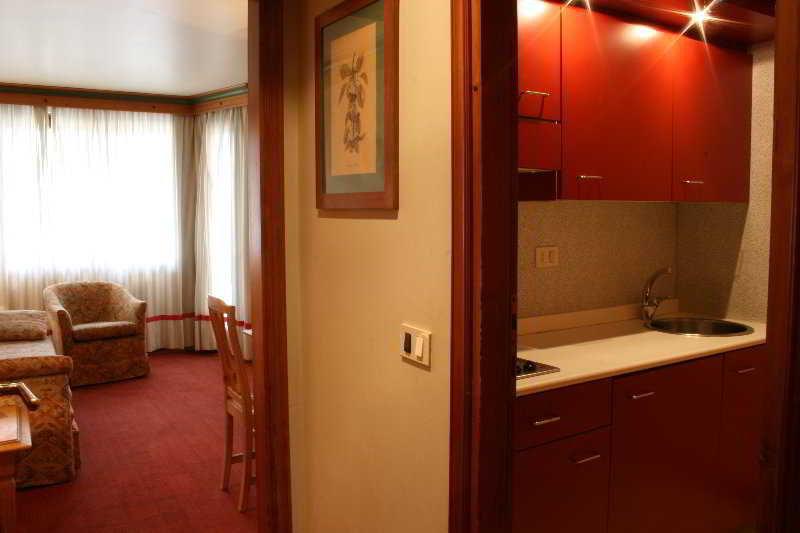 Rta Hotel Catturani Madonna di Campiglio Luaran gambar