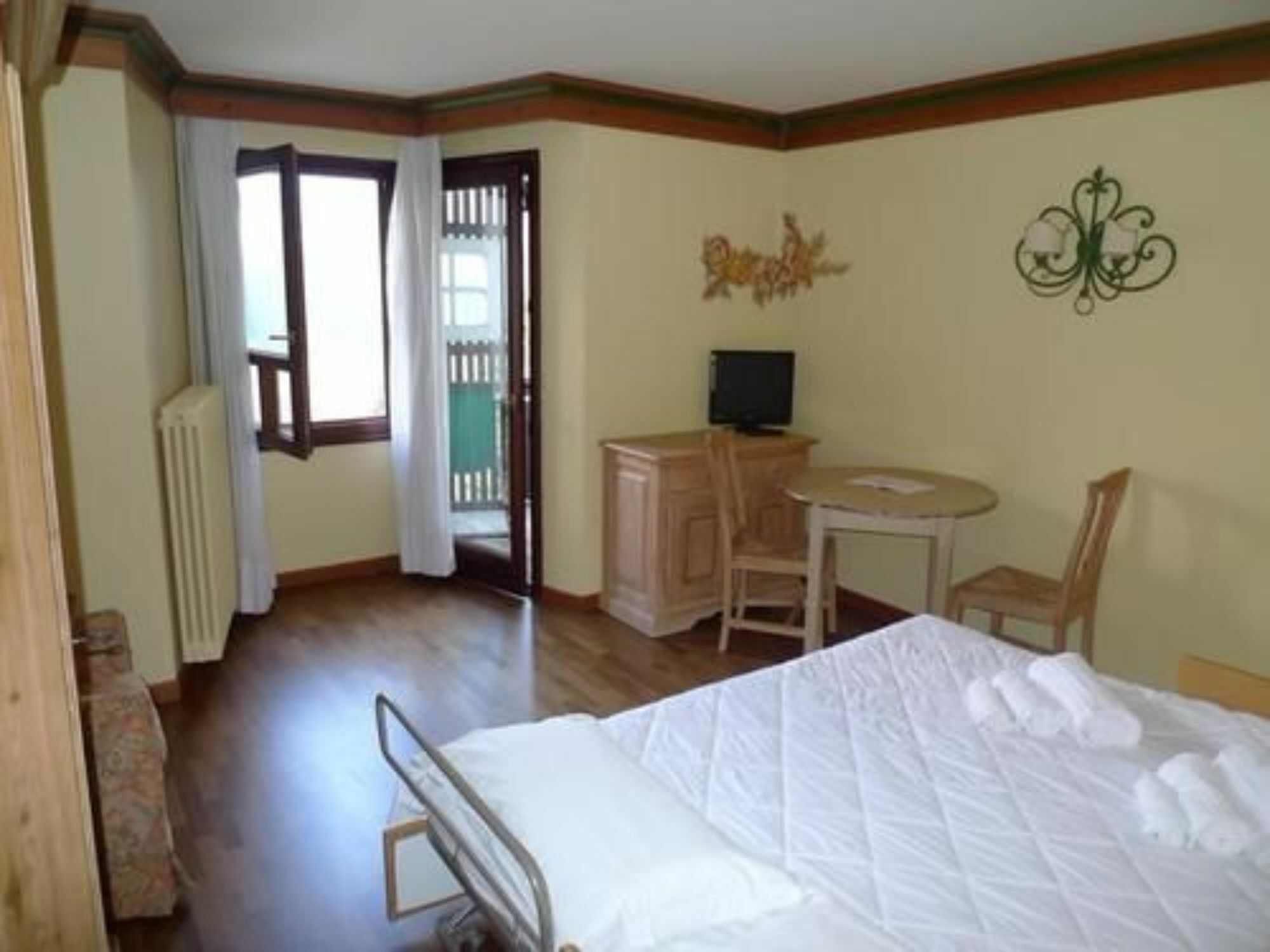 Rta Hotel Catturani Madonna di Campiglio Luaran gambar